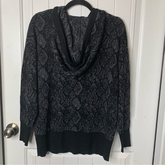 Evereve John‎ Jenn dylan python hooded pullover sweater jacket - Picture 7 of 7